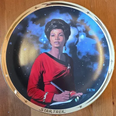 Star Trek "25th Anniversary" Uhura Plate