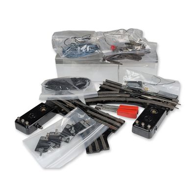 Sale Photo Thumbnail #279: 11pc Lionel O-Gauge Electric Model Train Accessories