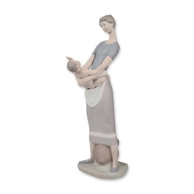 Sale Photo Thumbnail #301: Lladro Matte Porcelain Motherhood Figurine 1014575