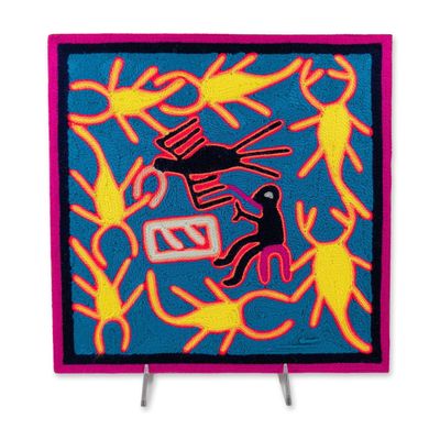 Sale Photo Thumbnail #372: Otilia Pinedo Lopez Huichol Shamanic Scorpion Ritual Nierika Yarn Painting