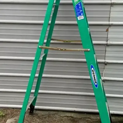 Werner 6' Fiberglass Step Ladder