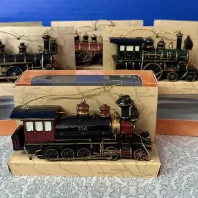 Vintage-Style Steam Locomotive Christmas Ornament