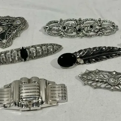 Deco Style Brooch / Pin Collection 