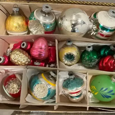 19 Shiny Brite ‘40’s-‘60’s Indent Reflector, Stenciled, Shaped Bells, Pinecone & More Ornaments