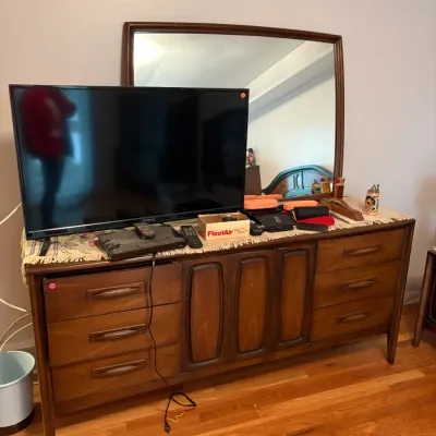 Sale Photo Thumbnail #48