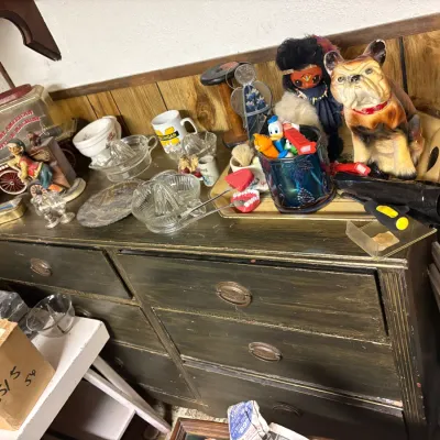 Sale Photo Thumbnail #91