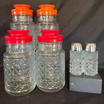 Vintage Wexford Glass Canister Set With Salt & Pepper Shakers