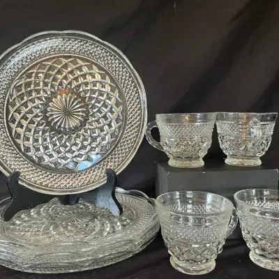 Vintage Wexford Glass Snack Set - 4 Plates & 4 Cups
