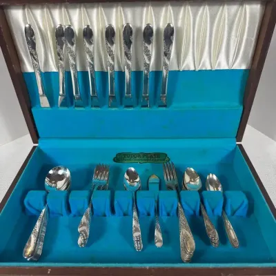 Tudor Plate Silverplate Flatware Set