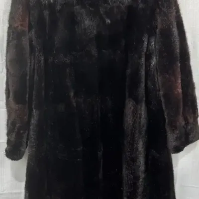 Vintage Holman Furs Dark Brown Beaver Fur Coat