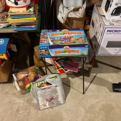 Estate sale photo