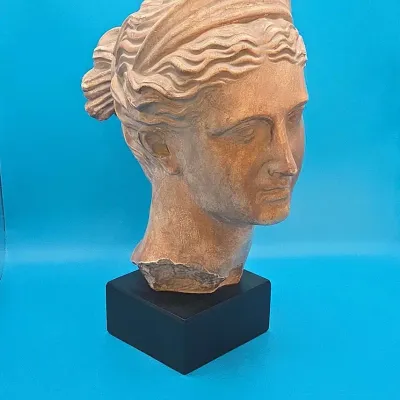 Austin Productions Sculpture of Juno, 2968