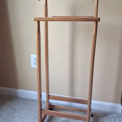 Wooden Valet