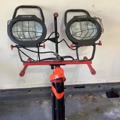 Work Lights On Tripod