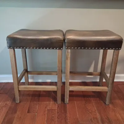 Barstools With Vinyl Seats And Metal Studs