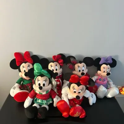 Minnie Collectible Stuffed Dolls