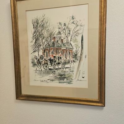 Framed and matted sketch print depicting a horse-drawn carriage in front of the Colonial Courthouse in Williamsburg, Virginia, housed in...