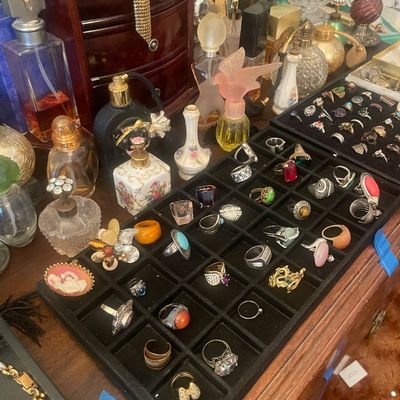 Sale Photo Thumbnail #200