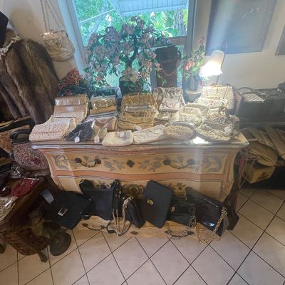 Sale Photo Thumbnail #46