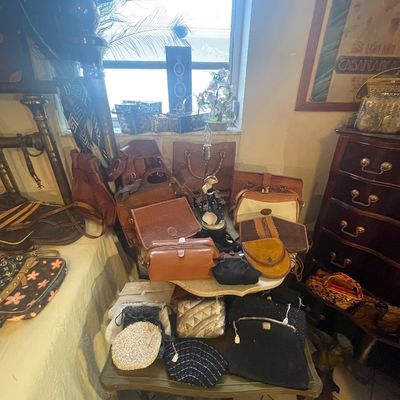 Sale Photo Thumbnail #44