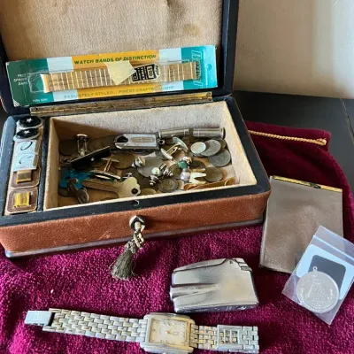 Men's Valet Box And Trinkets