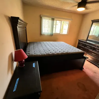 Queen Bedroom Set 