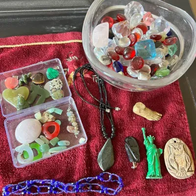 Stone Beads And Pendants 