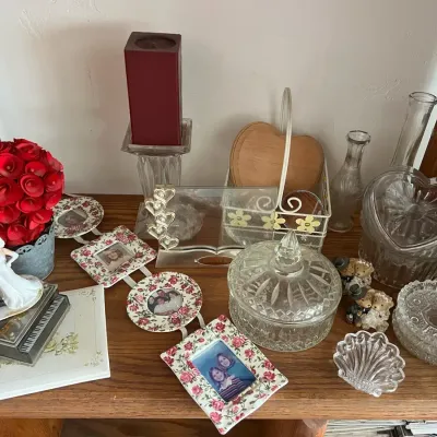 Romantic Crystal And Wedding Decor