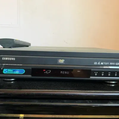 Samsung DVD-C601 5-Disc Carousel DVD/Video-CD/CD Player with Remote Control