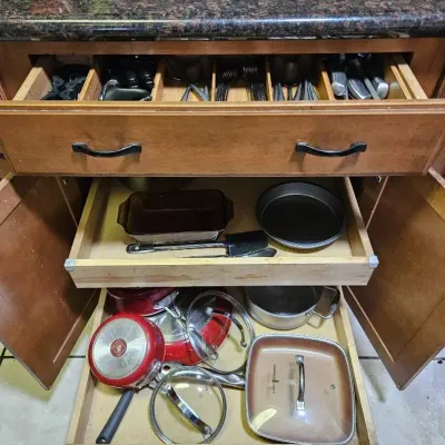 Silverware, Bakeware, Pots And Skillets 
