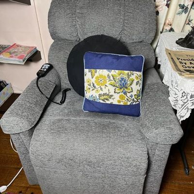 Sale Photo Thumbnail #177
