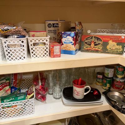 Lot 16: Pantry Selection