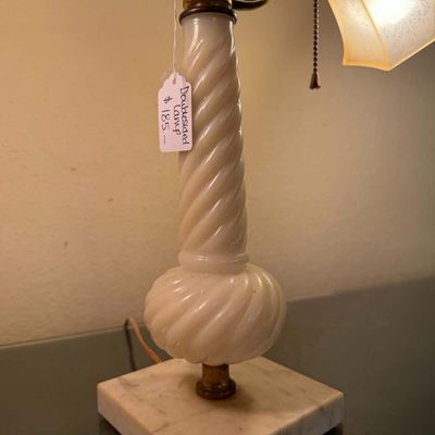 Lot 13: Doublesided Lamp