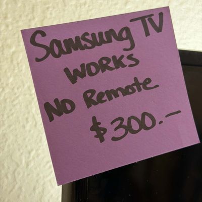 Lot 11: Samsung Flat Screen TV