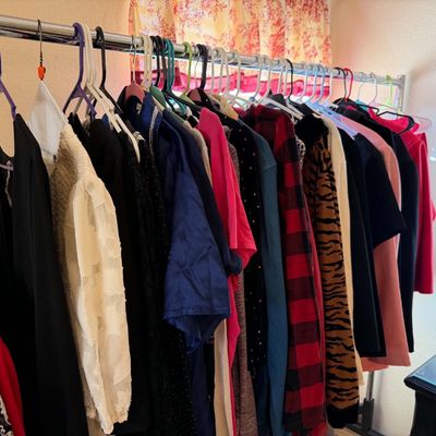 Lot 12: Women’s Clothing Selection