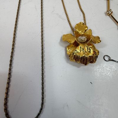 Vintage Costume Jewelry Collection - Necklaces, Pendants & Earrings