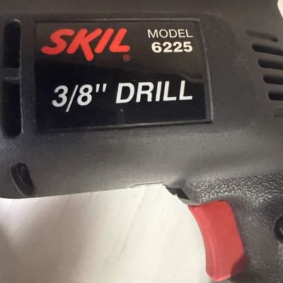 Skil Model 6225 3/8" Variable Speed Reversing Drill with Box