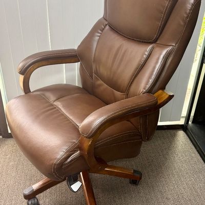La-Z-Boy Brown Leather Executive Office Chair