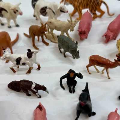 Vintage Plastic Toy Animals and Figures Lot