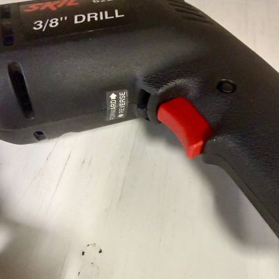 Skil Model 6225 3/8" Variable Speed Reversing Drill with Box