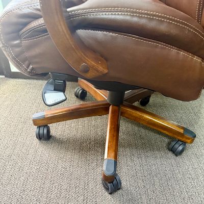 La-Z-Boy Brown Leather Executive Office Chair