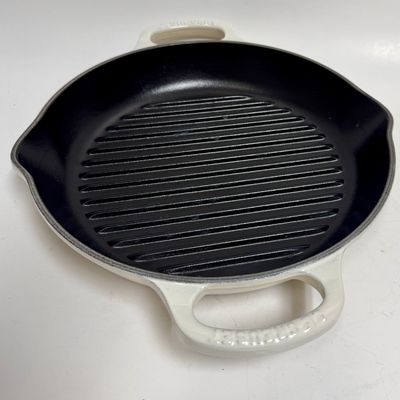 Le Creuset Enameled Cast Iron Round Grill Pan - 9 3/4 Inch