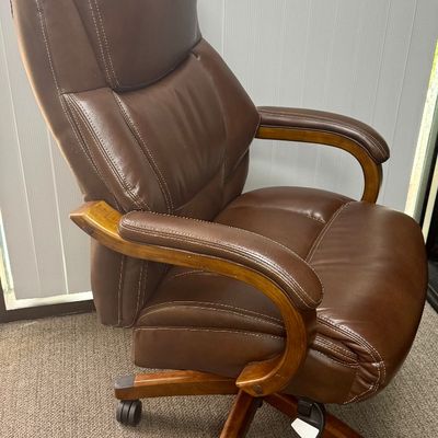 La-Z-Boy Brown Leather Executive Office Chair