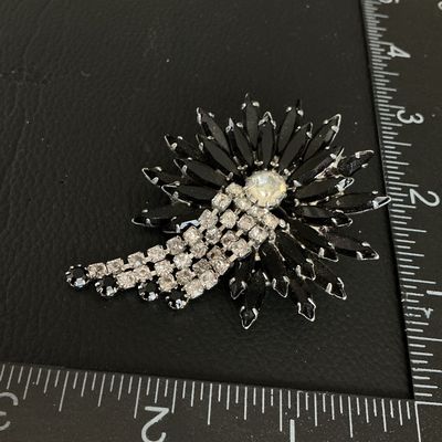 Vintage Black and Clear Rhinestone Starburst Brooch with Dangles