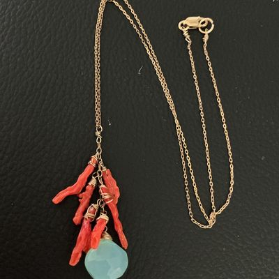 925 Gold Tone Coral and Chalcedony Pendant Necklace