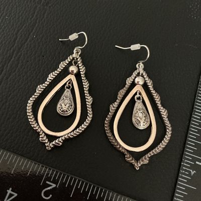 Two-Tone Layered Teardrop Dangle Earrings