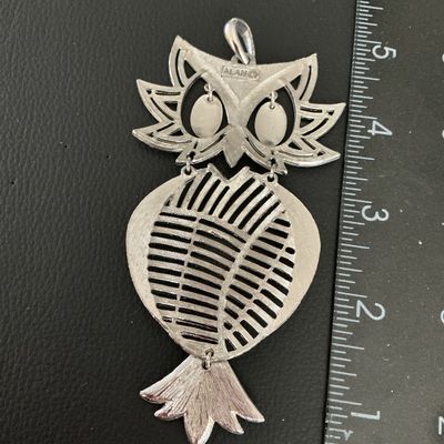 Vintage Alano Silver Tone Articulated Owl Pendant