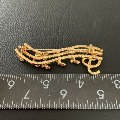 Vintage Gold Tone Rhinestone Musical Staff & Treble Clef Brooch