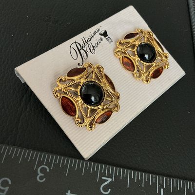 Bellissimo Choice Vintage Style Gold-Tone Clip-On Earrings