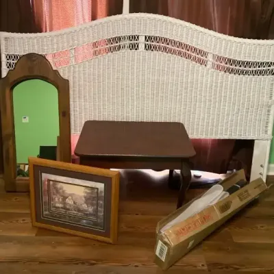 King Wicker Headboard & Bedroom Furnishings